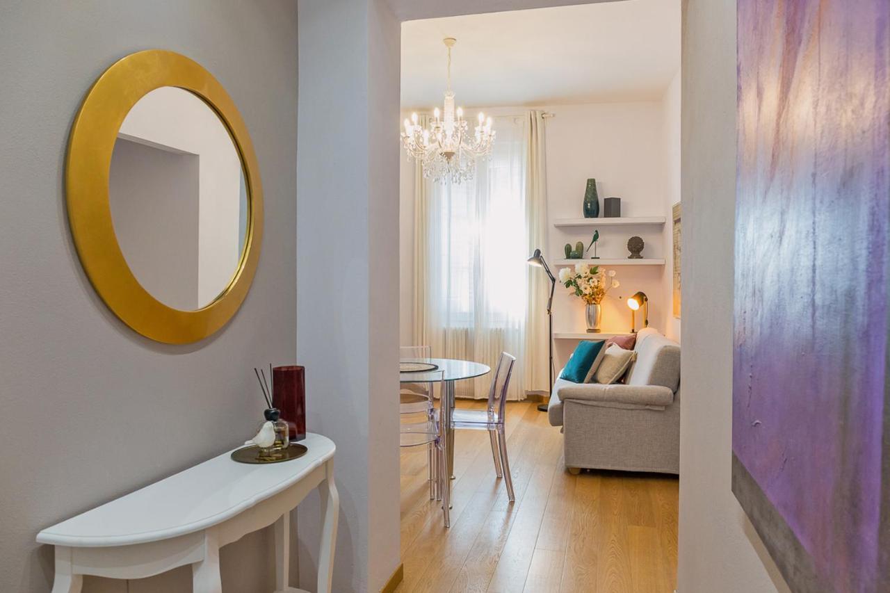 Saragozza Boutique Apartment Bologna Bagian luar foto