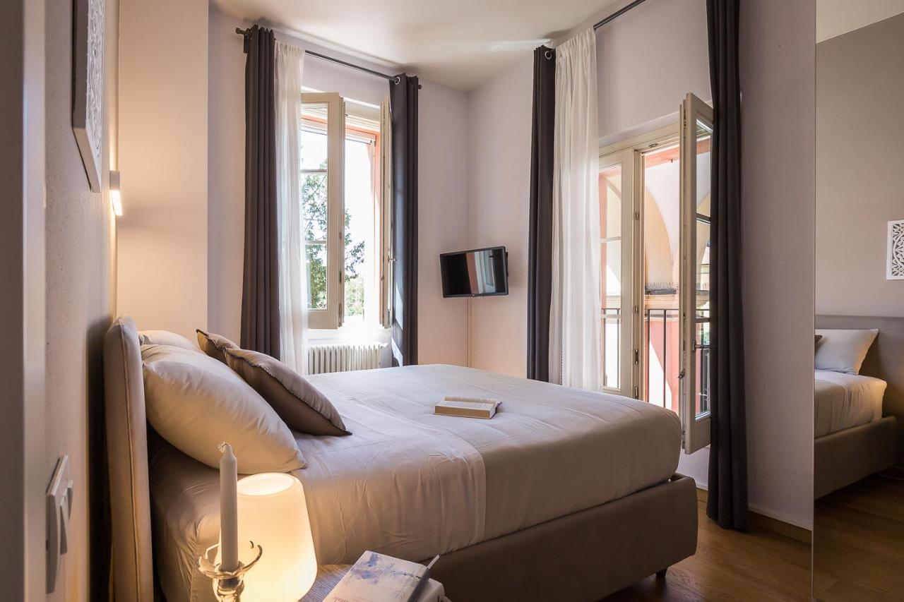 Saragozza Boutique Apartment Bologna Bagian luar foto