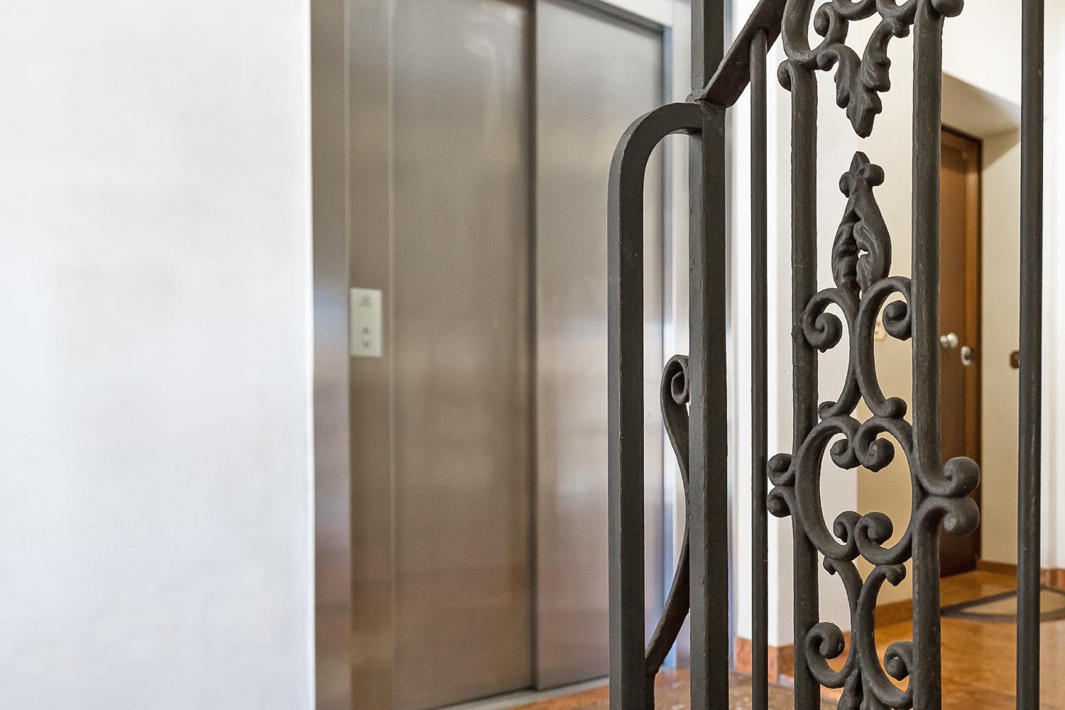 Saragozza Boutique Apartment Bologna Bagian luar foto